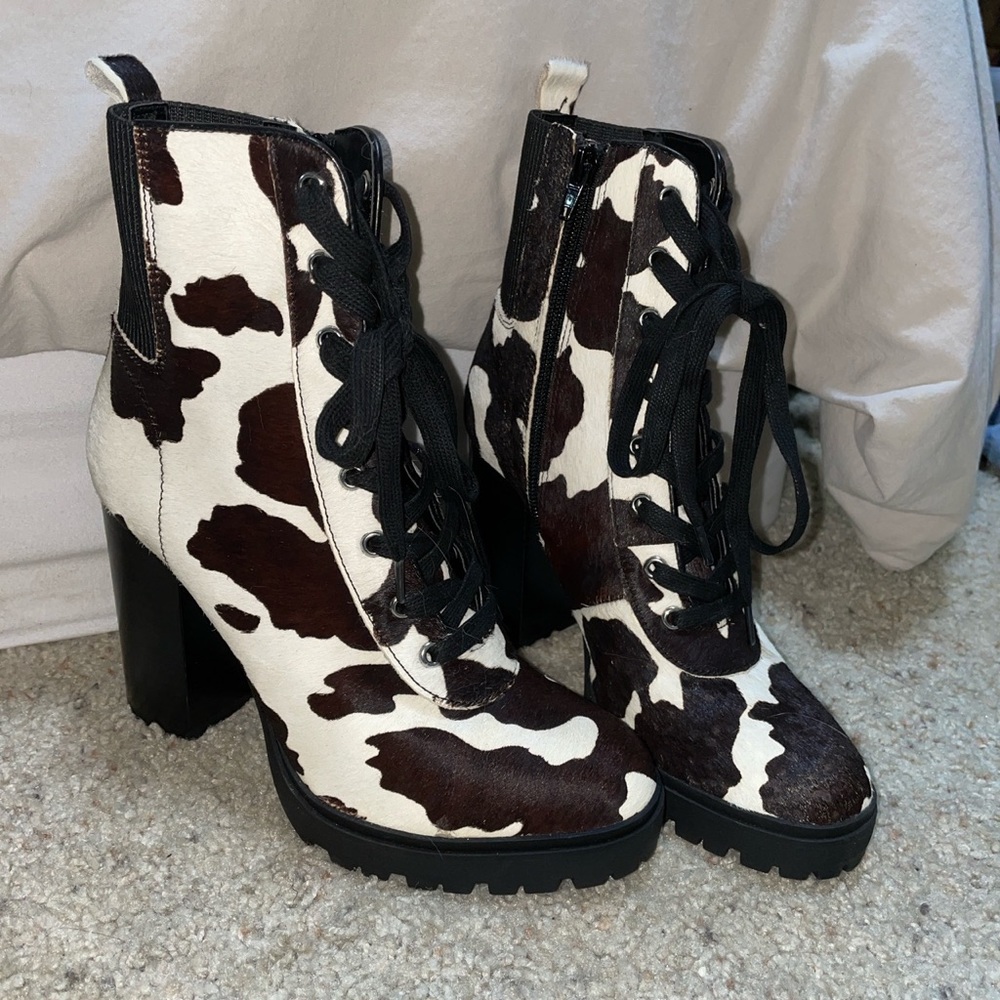 Steve Madden cow boots